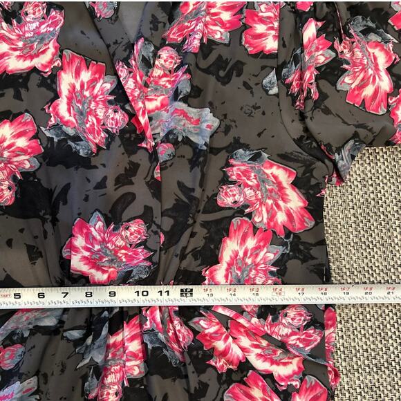 AQUA BLOOMINGDALES Floral Plunge Neck Petal Pink Tie Waist Dark Romance Dress M - Picture 5 of 6